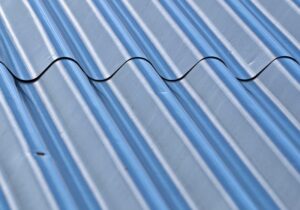 Energy-Efficient Roofs vs Traditional Shingles in Fort Myers