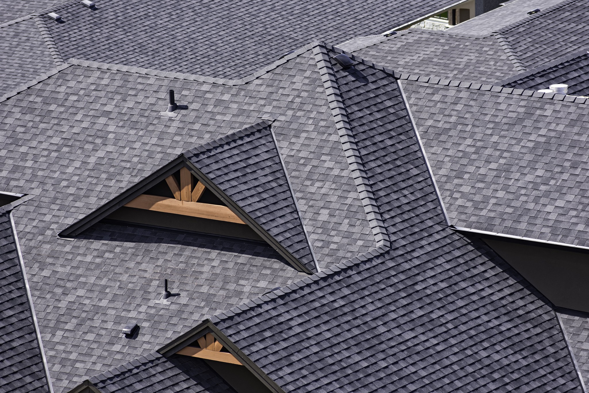 Common Roofing Materials in Southwest Florida